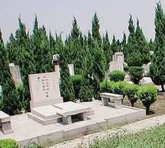 祛除污秽与重建秩序的丧葬仪式