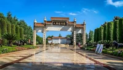 殡葬建筑外部环境的空间景观结构